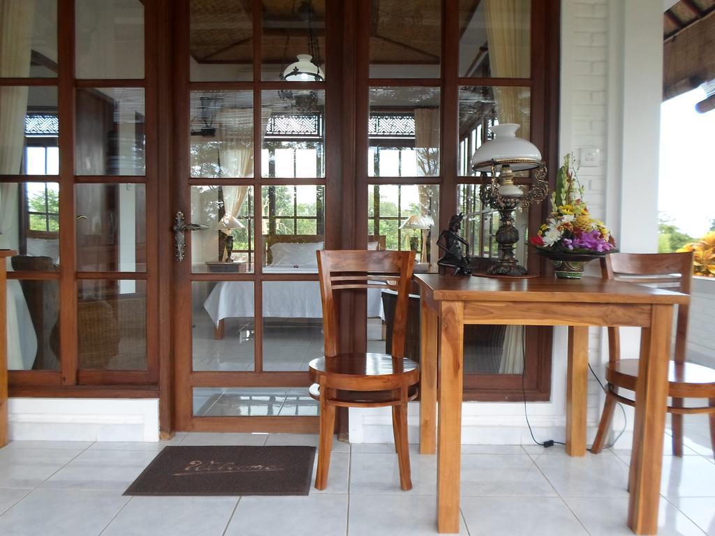 Lily Lane Ubud