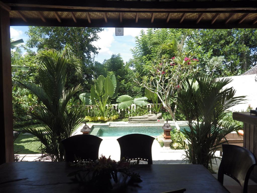 Lily Lane Villa *